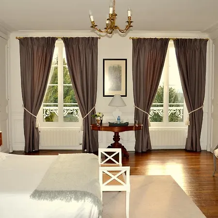 Clos De Bellefontaine Bed & Breakfast